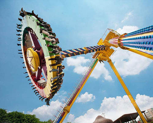 Thrill Pendulum Ride